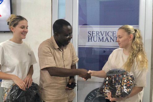 Volunteers meet their volunteer coordinator in Ghana